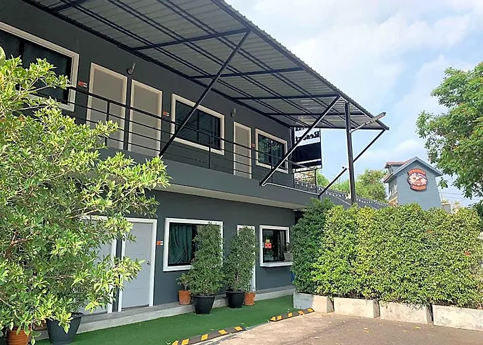 Imm Hotel